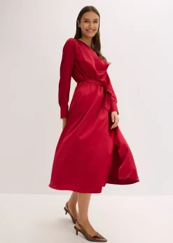 Robe midi en satin brillant