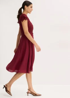 Robe midi en tulle délicat avec dentelle