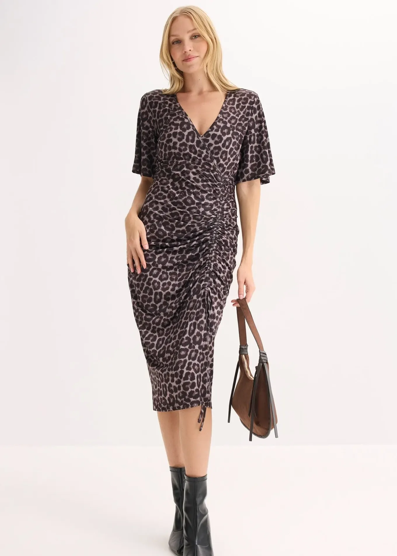 Robe midi près du corps