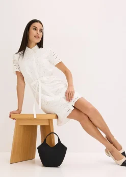 Robe-chemise en broderie anglaise
