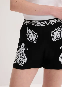Short brodé en viscose mélangée