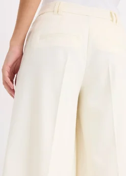 Short cintré