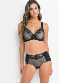 Slip sculptant avec dentelle