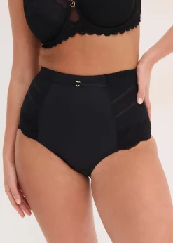 Slip sculptant avec dentelle, maintien modéré
