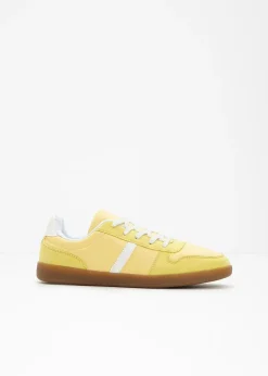 Sneakers au look rétro