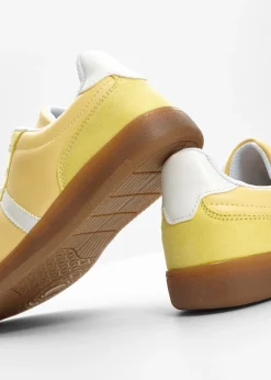 Sneakers au look rétro