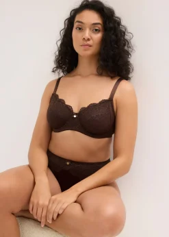 Soutien-gorge à armatures, détails brillants