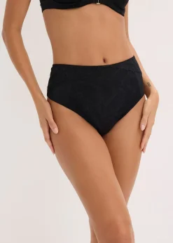 String taille haute avec dentelle