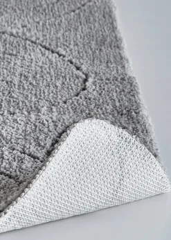 Tapis de salle de bain tufté avec motif en relief