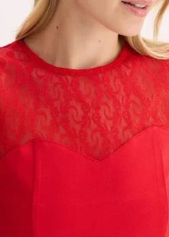 Top avec dentelle