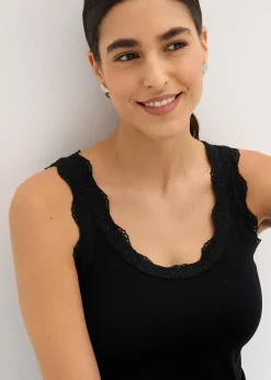 Tops à dentelle