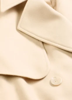 Trench-coat
