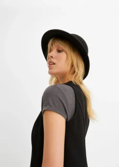 T-shirt à base asymétrique