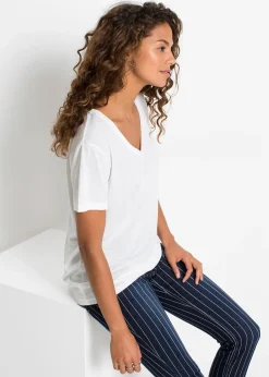T-shirt à col en V