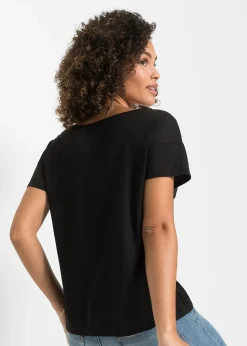 T-shirt avec découpe