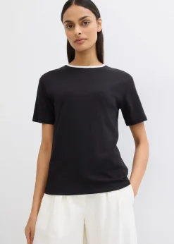 T-shirt avec détail contrastant