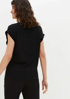 T-shirt style patchwork