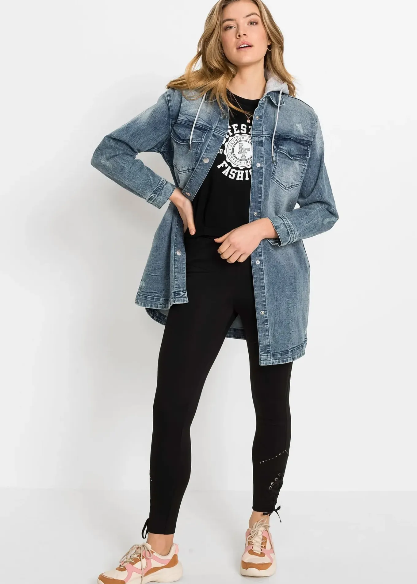 Veste en jean à capuche