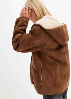 Veste en sherpa à capuche