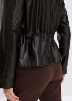 Veste enduite